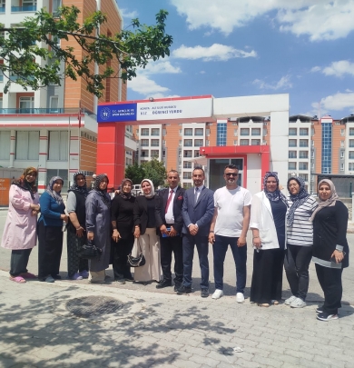 Tek-iş sendikası'ndan Konya Gen&ccedil;lik ve Spor il m&uuml;d&uuml;rl&uuml;ğ&uuml; Ali Ulvi Yurt M&uuml;d&uuml;rl&uuml;ğ&uuml;ne Ziyaret 